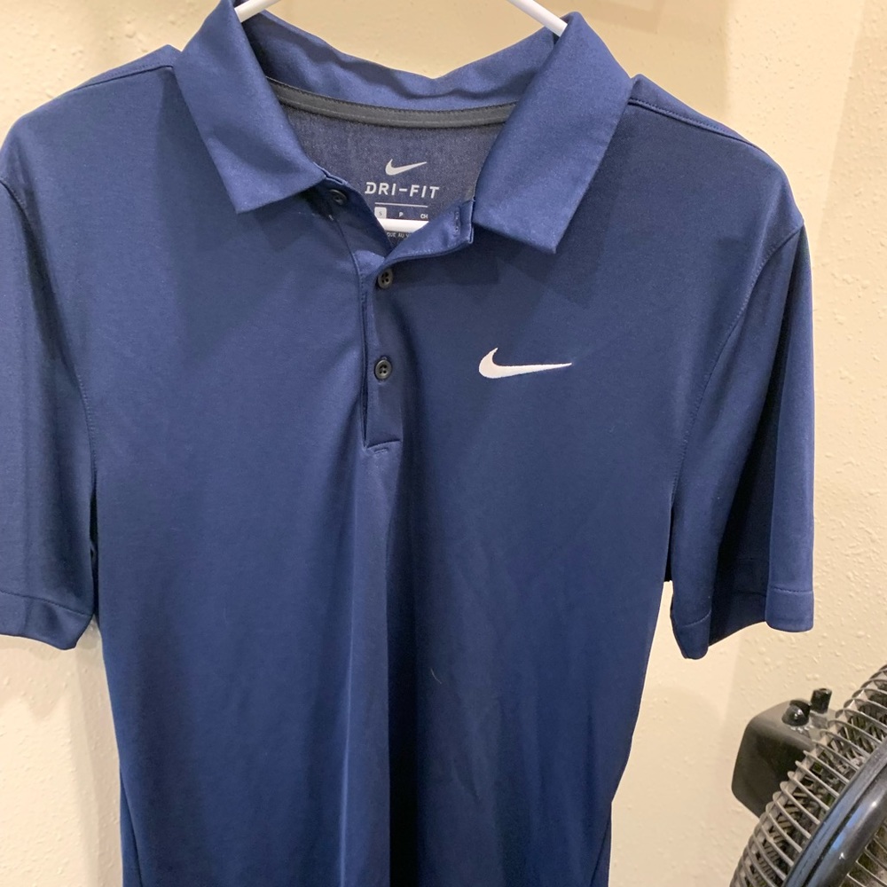 Nike. Dri fit.